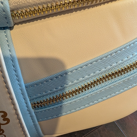 New Loungefly Disney Princess Pearled Glitter Portrait Embroidered Mini Backpack - Picture 6 of 7